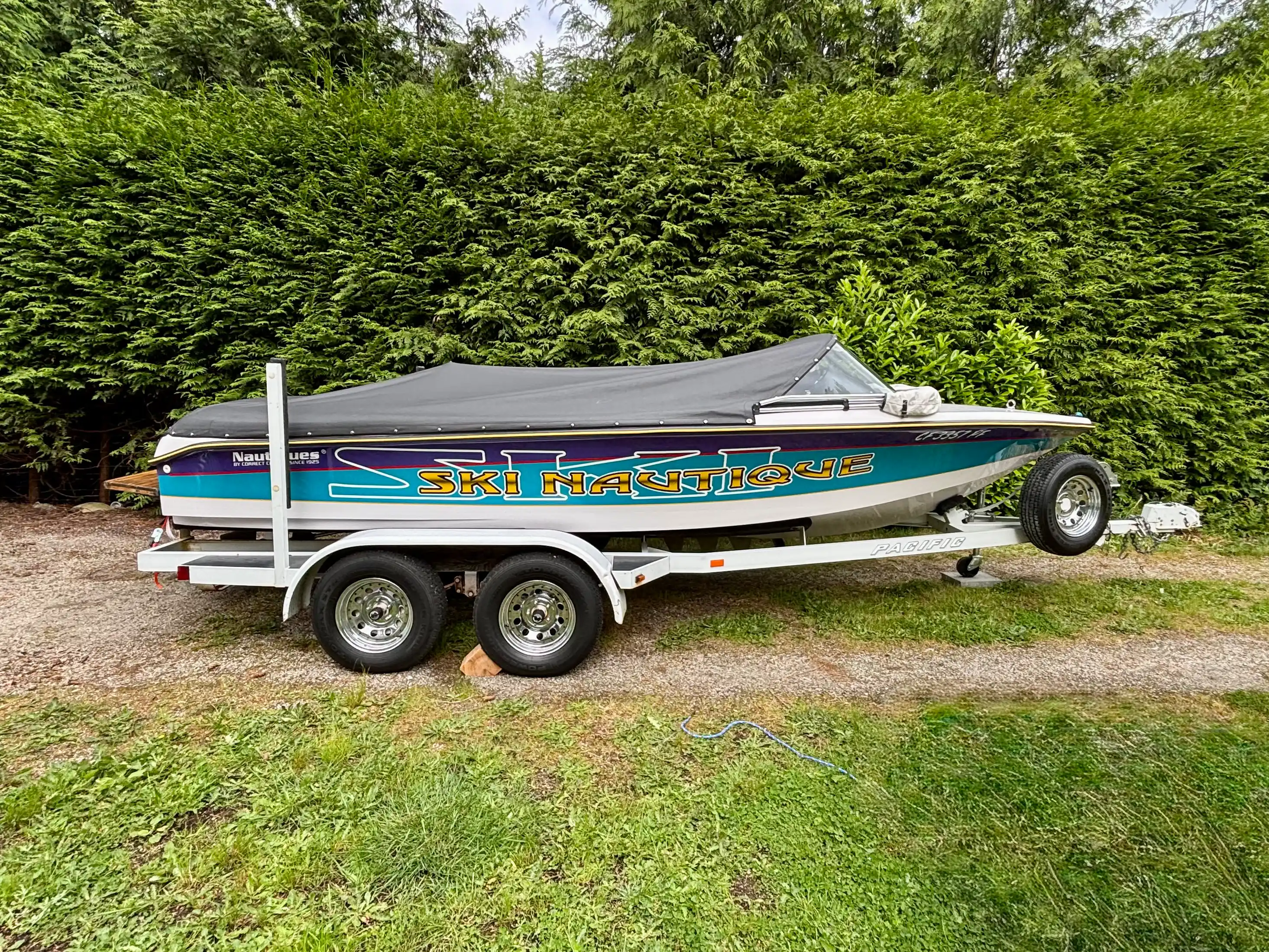 1998 Ski Nautique on its trailer